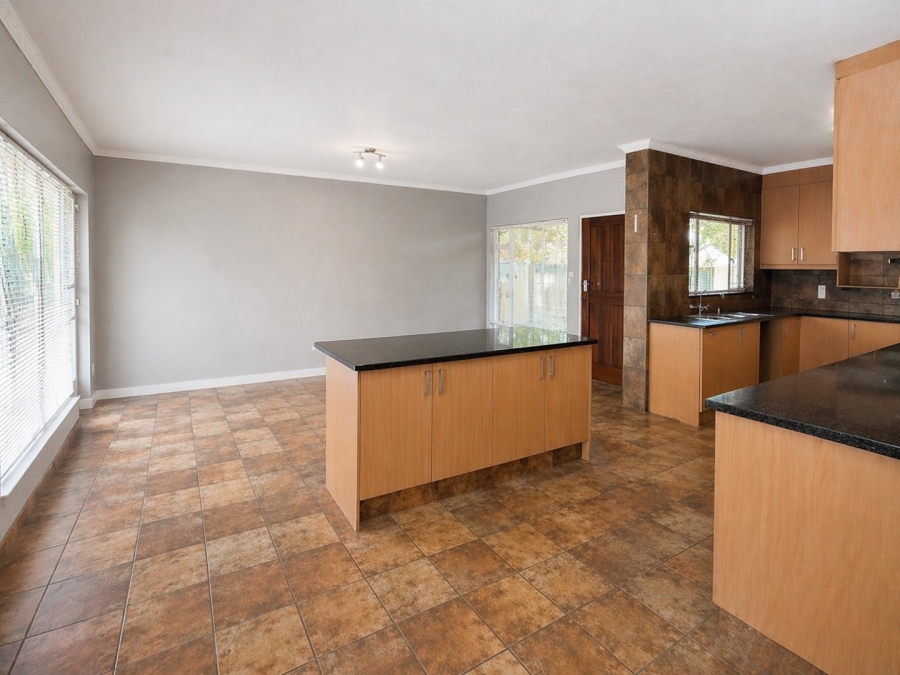 5 Bedroom Property for Sale in Bayswater Free State